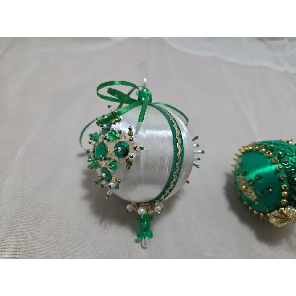 Unique White and Green Beaded Ornament - Intricate‎ Vintage Christmas